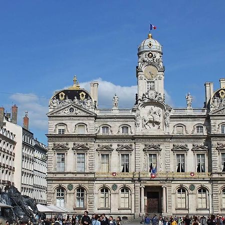 Appartement Place Des Terreaux Lyon Exterior photo